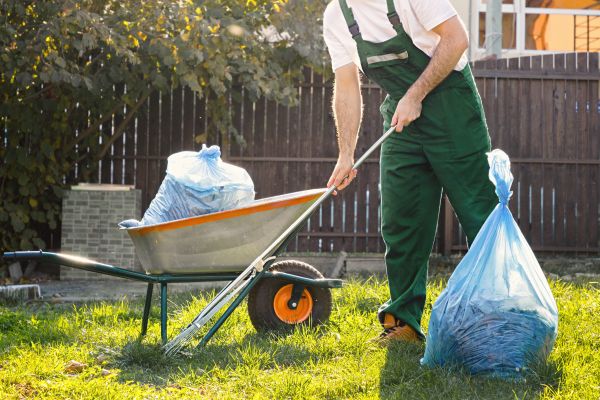 Yard Cleaning in Delray Beach